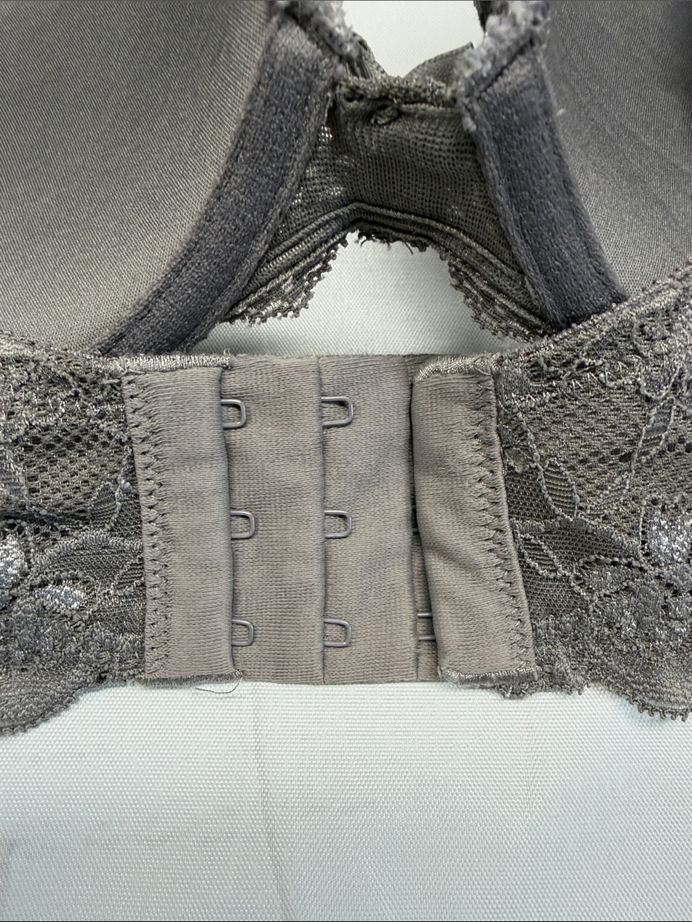 Torrid Gray Lace Push Up Plunge Bra Size 38D - Picture 4 of 6